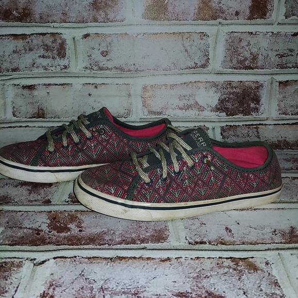 Sperry - Picture 1 of 6